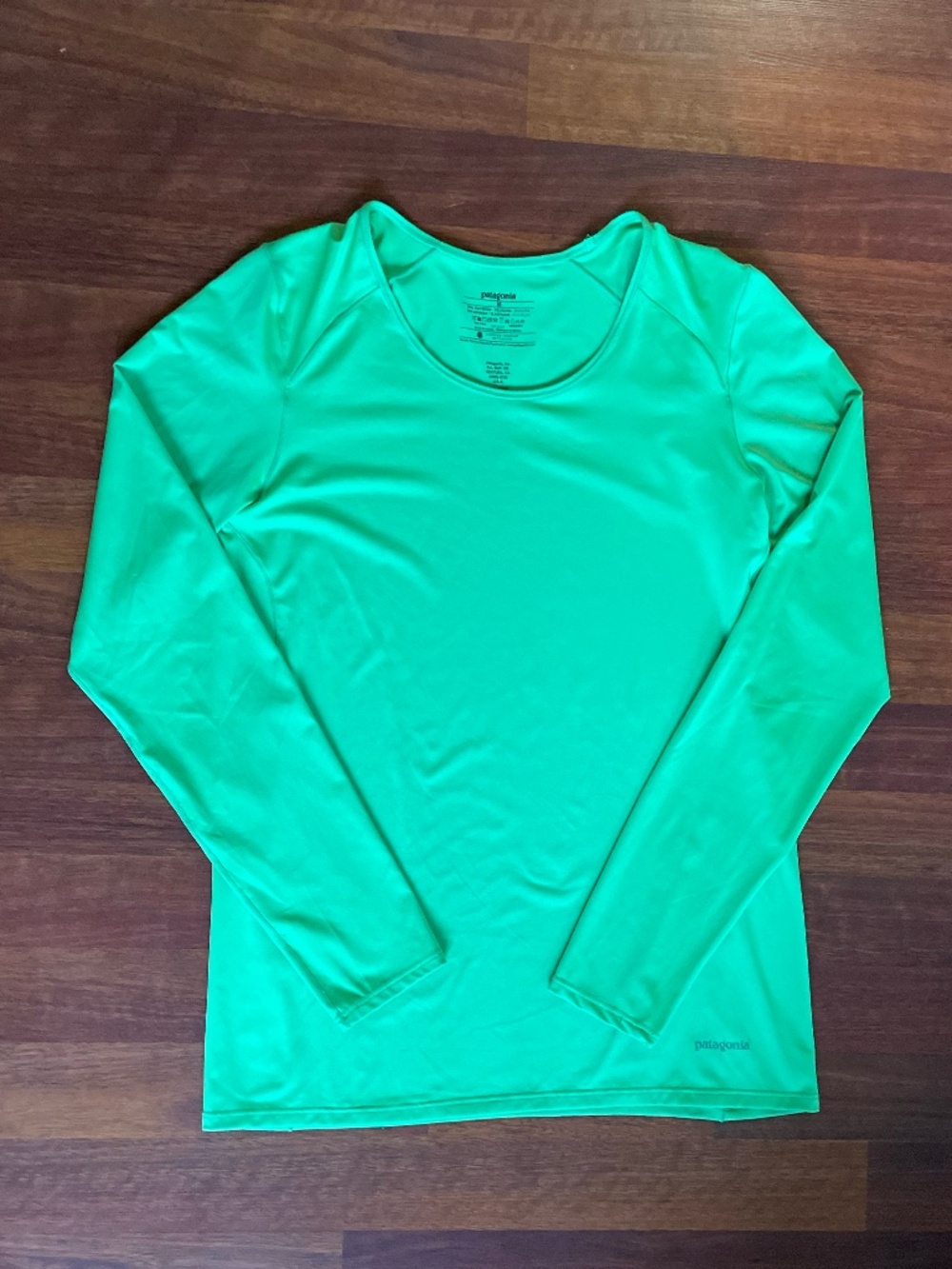 Patagonia Women's Capilene 1 Bright Neon Green Long Sleeve Base Layer Top - Sz M